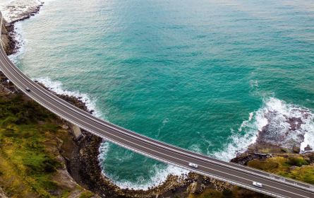 Aerial view of the Sea Cliff Bridge between Coalcliff and Clifton
