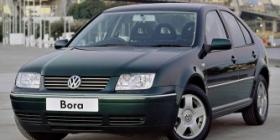 Volkswagen Bora Sedan Manual (2001)